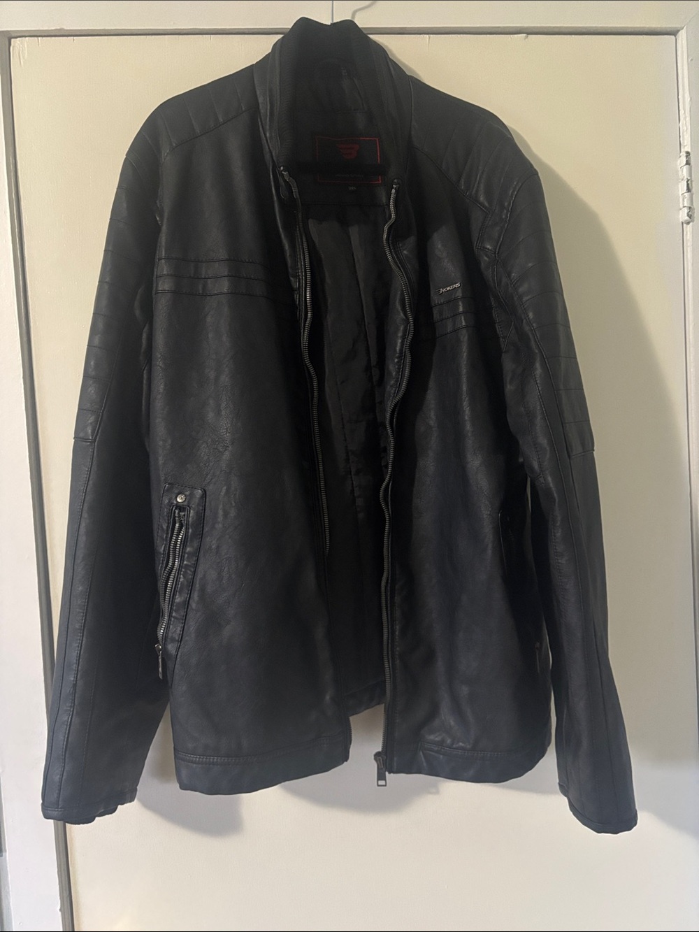 Brokers Jeans Spirit Men's Black Leather Bomber Jacket - Classic Zip Front